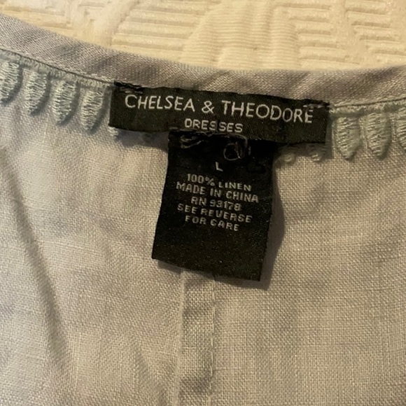 Chelsea & Theodore Sky Blue Linen Dress. Size Large. Embroidered accent. - Picture 9 of 12